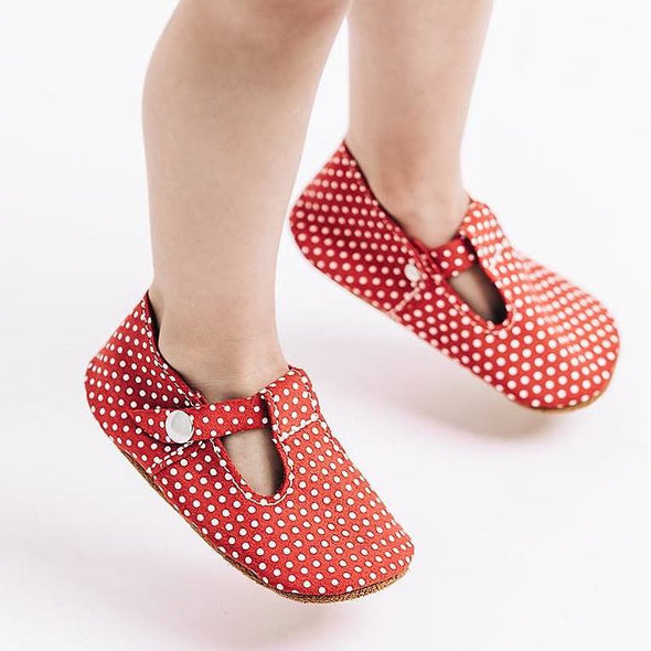 the original soft soled t-strap: minnie dot