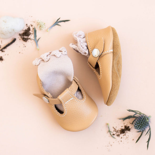 the original soft soled t-strap: cashew (wholesale)