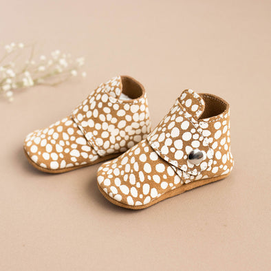 the snap boot: fawn dot
