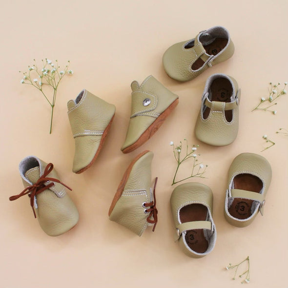 the snap boot: pear