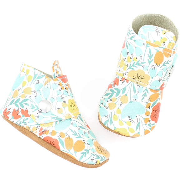 the snap boot: poppy floral